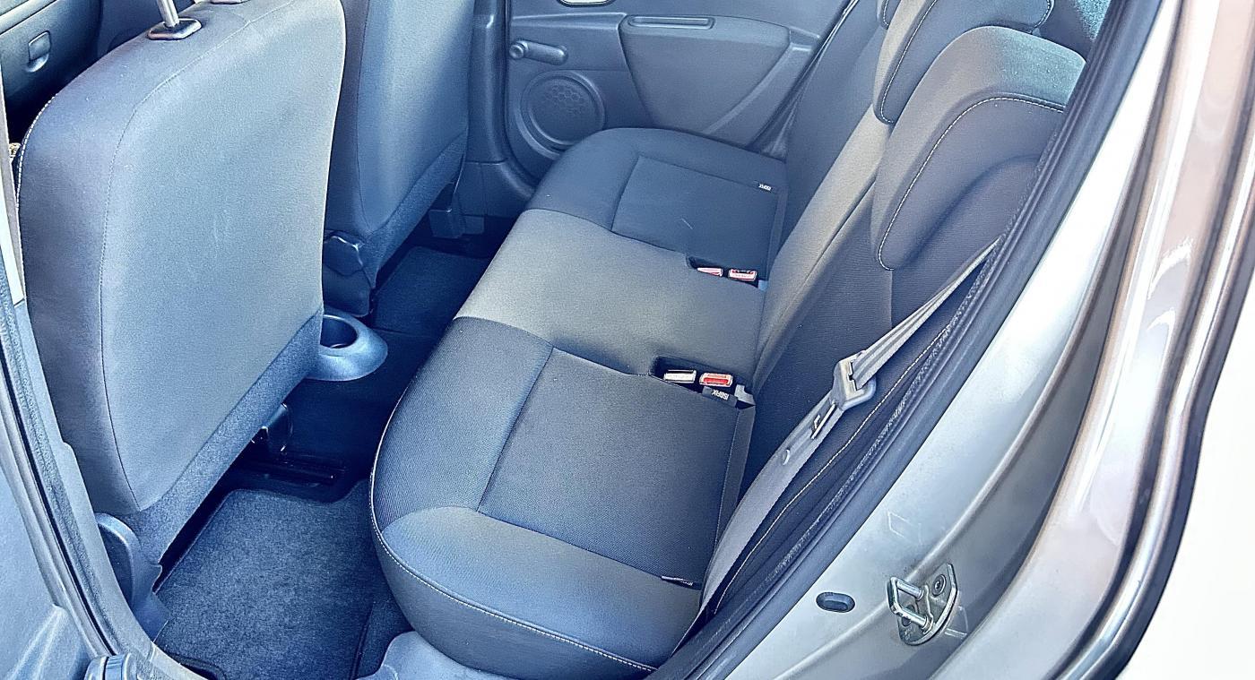 Renault Clio 1.2 i 75 cv